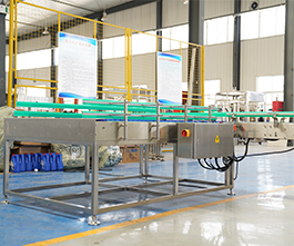 潤(rùn)滑油灌裝機(jī)上桶平臺(tái)，自動(dòng)供瓶機(jī)客戶現(xiàn)場(chǎng)視頻